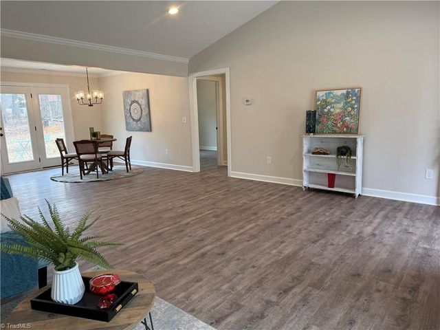 186 Holland Lane, Thomasville, NC 27360