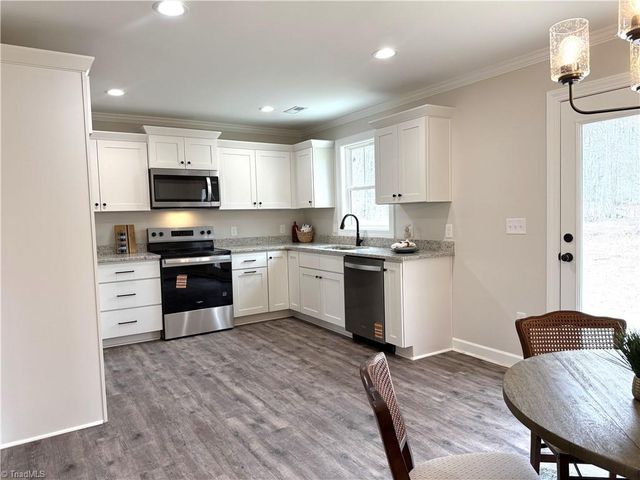 186 Holland Lane, Thomasville, NC 27360