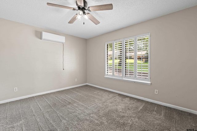 1821 Azalea St, Gilmer, TX 75644