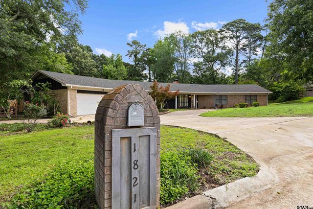 1821 Azalea St, Gilmer, TX 75644
