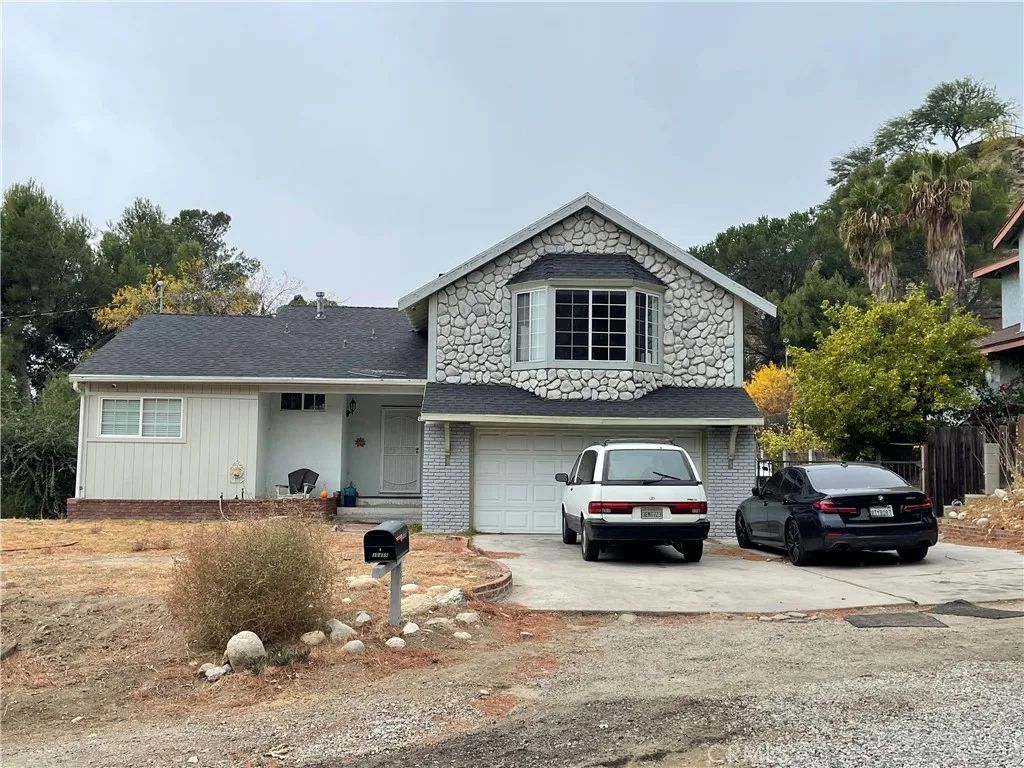 10459 Haines Canyon Avenue, Tujunga, CA 91042