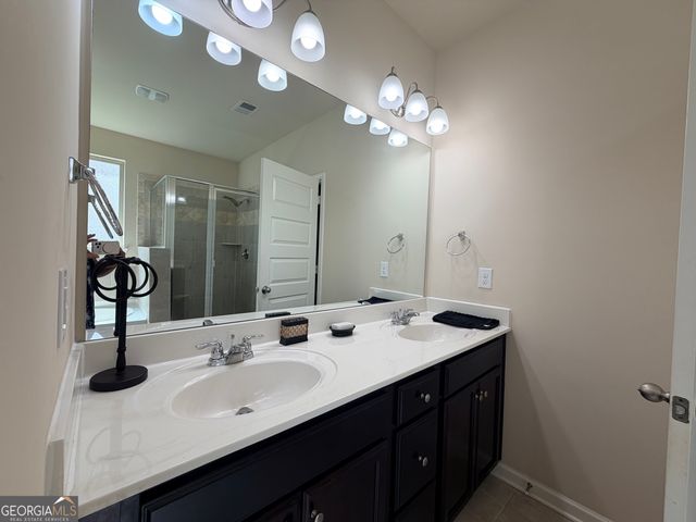 549 Harmony Way, Locust Grove, GA 30248