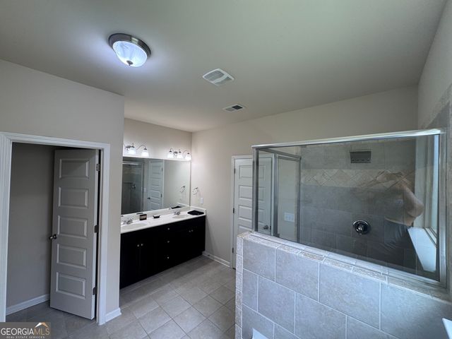 549 Harmony Way, Locust Grove, GA 30248