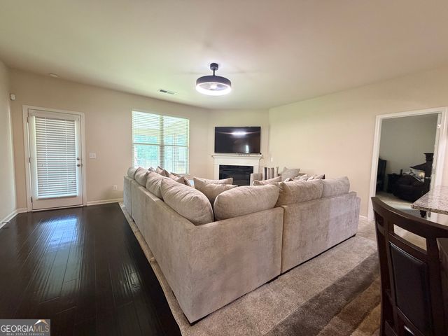 549 Harmony Way, Locust Grove, GA 30248