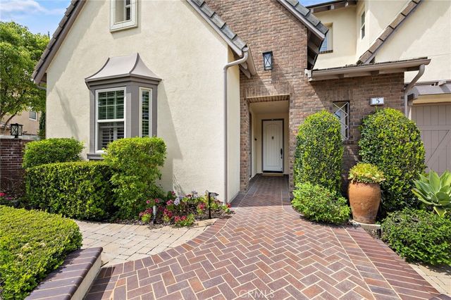 5 Cambridge Road, Ladera Ranch, CA 92694
