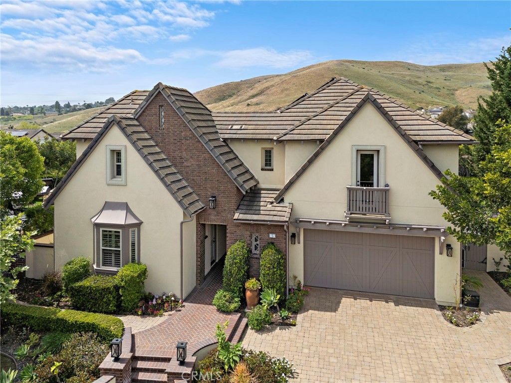 5 Cambridge Road, Ladera Ranch, CA 92694