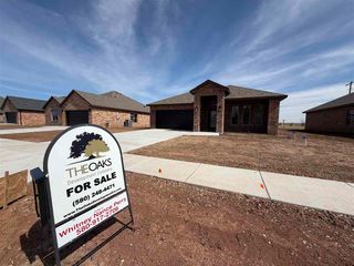 2606 SW 68th St, Lawton, OK 73505