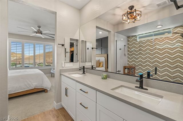 14 Autumn Palm Avenue, Henderson, NV 89011