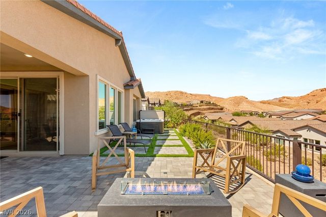 14 Autumn Palm Avenue, Henderson, NV 89011
