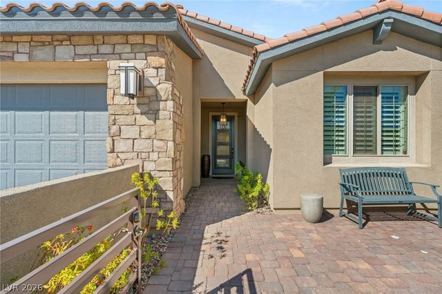 14 Autumn Palm Avenue, Henderson, NV 89011
