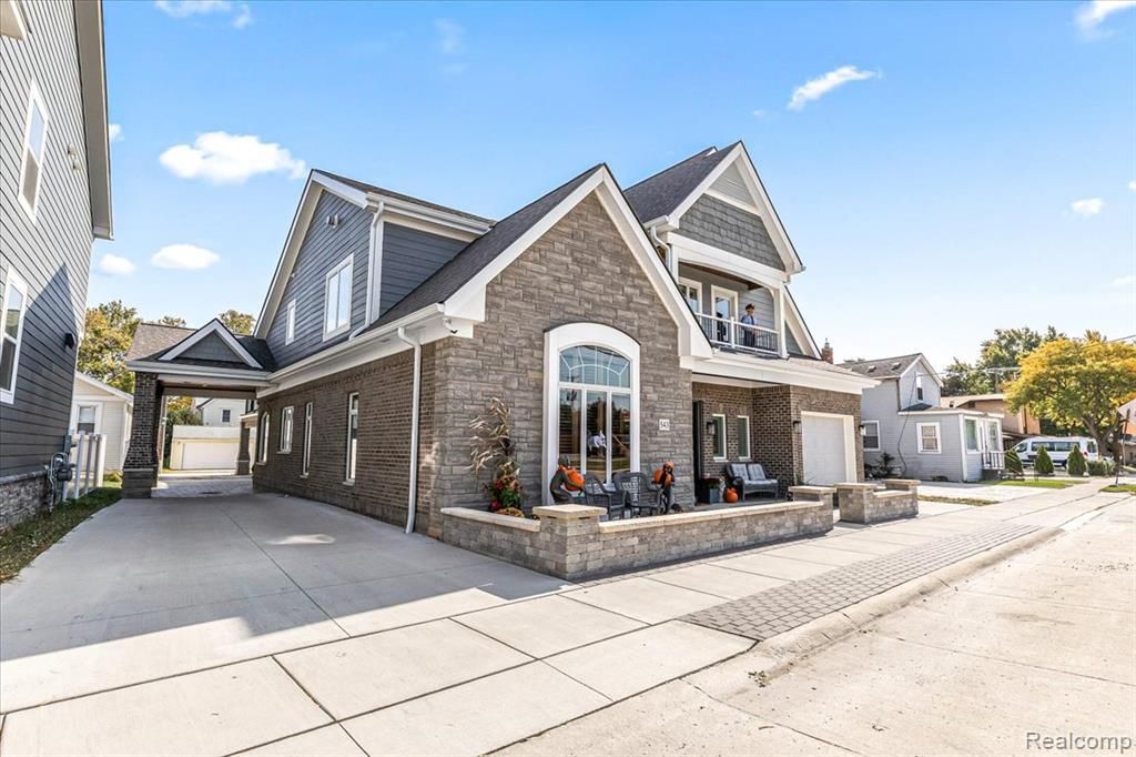 543 Deer Street, Plymouth, MI 48170