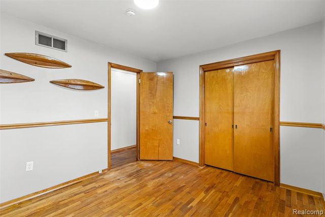 6079 Lennon Road, Swartz Creek, MI 48473