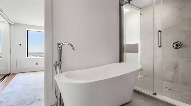 85 E India Row 41 AB, Boston, MA 02110