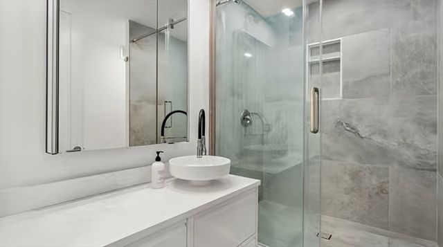 85 E India Row 41 AB, Boston, MA 02110