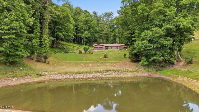 1244 South Shady Street, Mountain City, TN 37683
