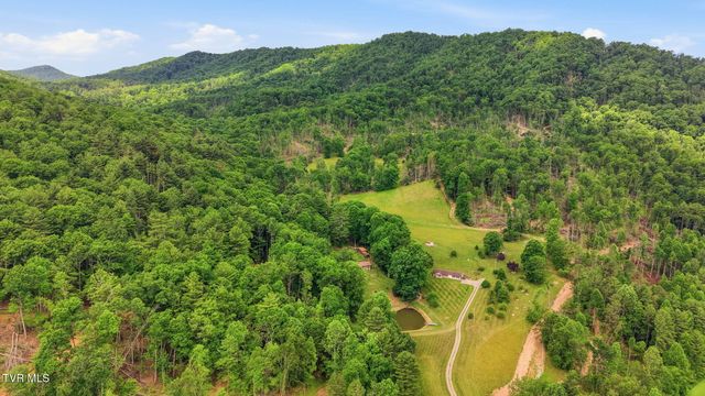 1244 South Shady Street, Mountain City, TN 37683