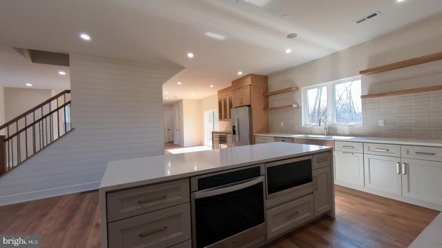 106 MARON RD, Hatfield, PA 19440