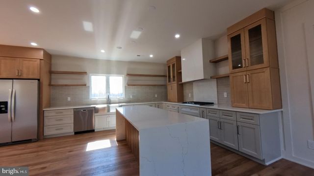 106 MARON RD, Hatfield, PA 19440