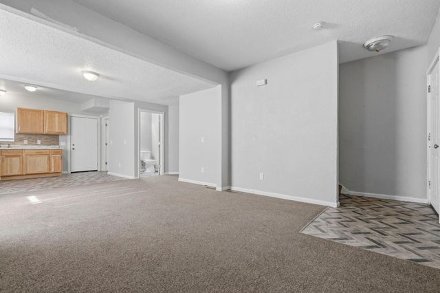1111 N 17th Avenue N, Minneapolis, MN 55411