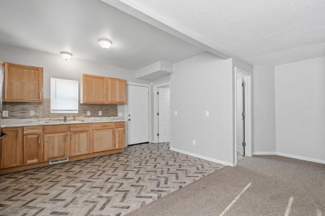 1111 N 17th Avenue N, Minneapolis, MN 55411