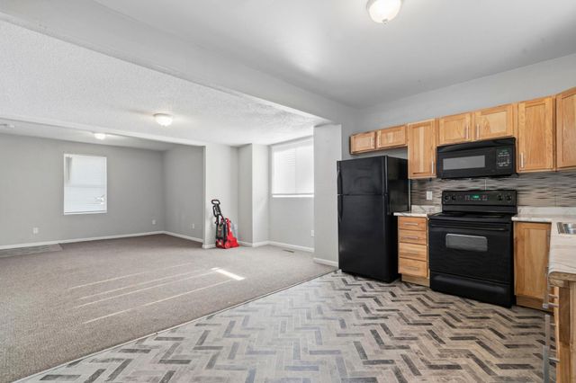 1111 N 17th Avenue N, Minneapolis, MN 55411