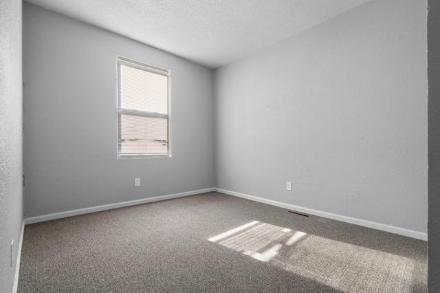 1111 N 17th Avenue N, Minneapolis, MN 55411