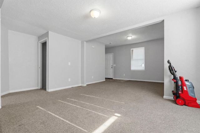 1111 N 17th Avenue N, Minneapolis, MN 55411