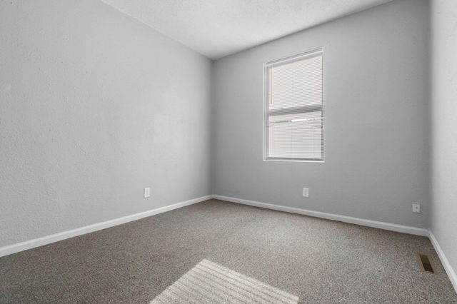 1111 N 17th Avenue N, Minneapolis, MN 55411