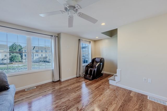 41 Boston Rd 351, Billerica, MA 01862