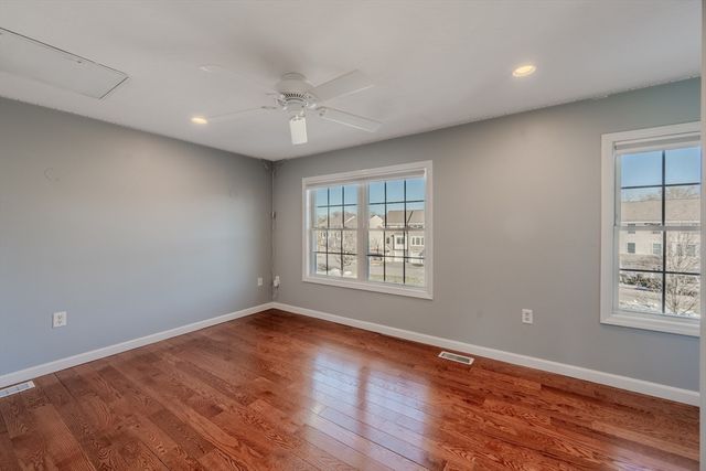 41 Boston Rd 351, Billerica, MA 01862