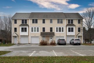 41 Boston Rd 351, Billerica, MA 01862