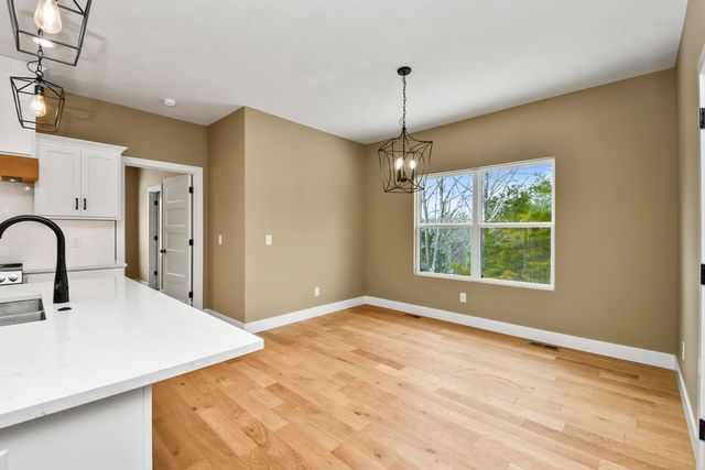 648 Panorama Drive, Cape Fair, MO 65624