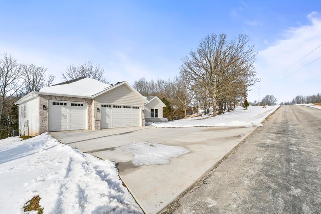 648 Panorama Drive, Cape Fair, MO 65624