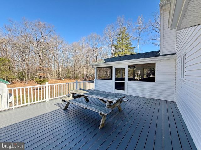 11340 DOBBINS LN, La Plata, MD 20646