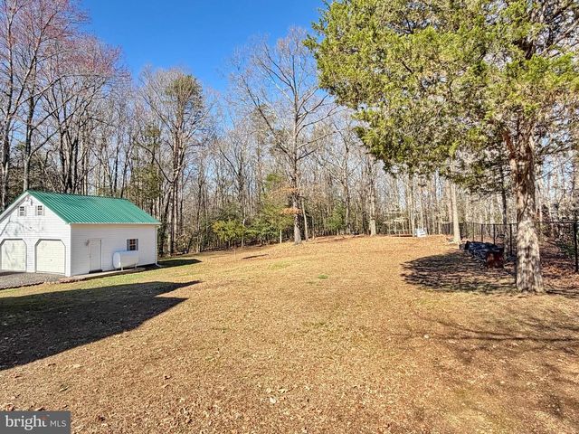 11340 DOBBINS LN, La Plata, MD 20646