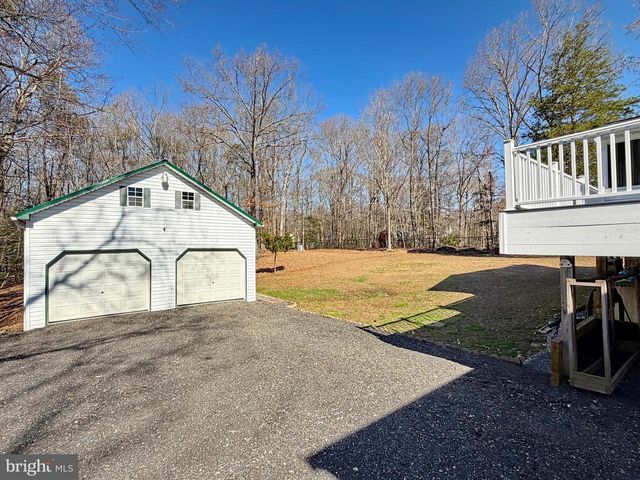 11340 DOBBINS LN, La Plata, MD 20646