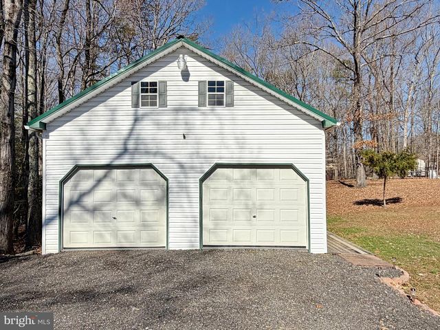 11340 DOBBINS LN, La Plata, MD 20646