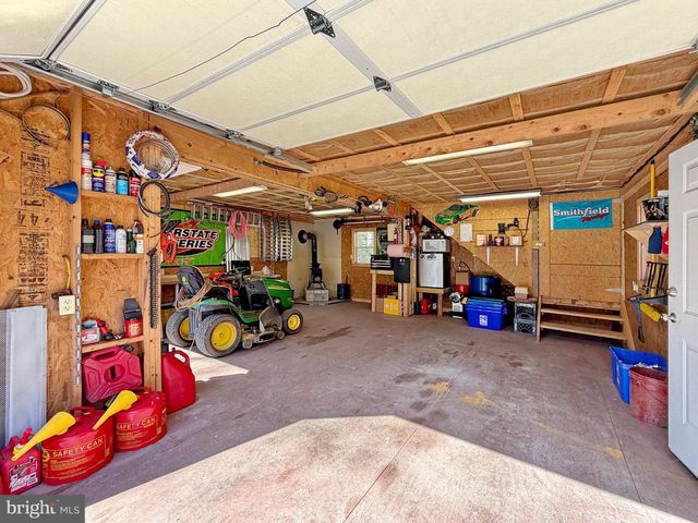 11340 DOBBINS LN, La Plata, MD 20646