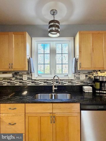 11340 DOBBINS LN, La Plata, MD 20646