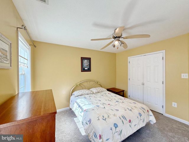 11340 DOBBINS LN, La Plata, MD 20646