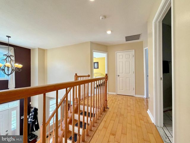 11340 DOBBINS LN, La Plata, MD 20646