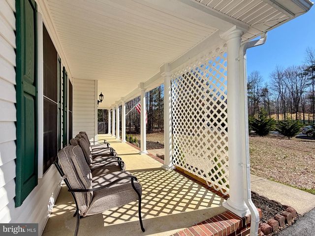 11340 DOBBINS LN, La Plata, MD 20646