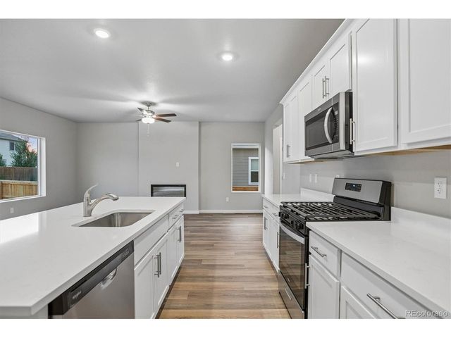 965 Cascade Falls St, Severance, CO 80550