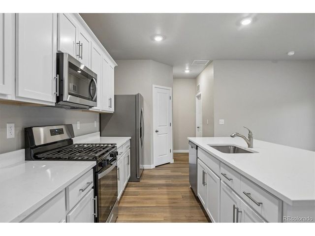 965 Cascade Falls St, Severance, CO 80550