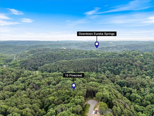 15 Pine Crest Lane, Eureka Springs, AR 72632