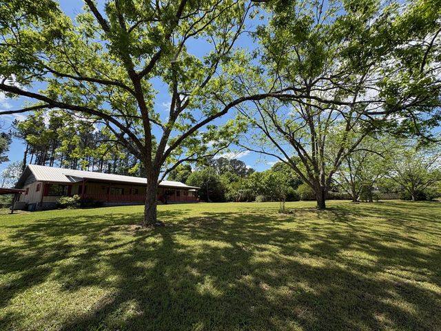 2153 Johnny Murphy, Dothan, AL 36301