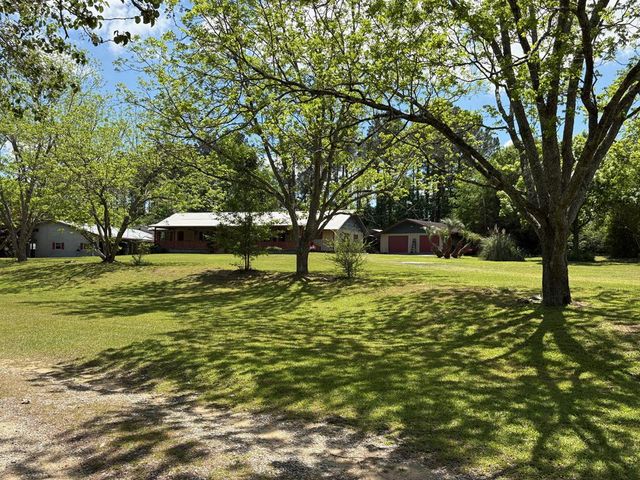 2153 Johnny Murphy, Dothan, AL 36301