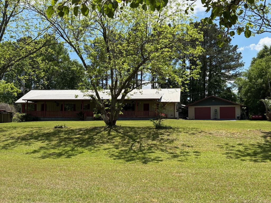 2153 Johnny Murphy, Dothan, AL 36301