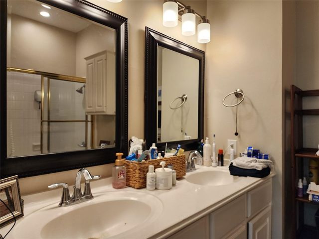 2722 Crawford Street, Houston, TX 77004