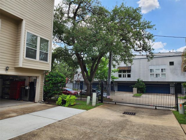 2722 Crawford Street, Houston, TX 77004